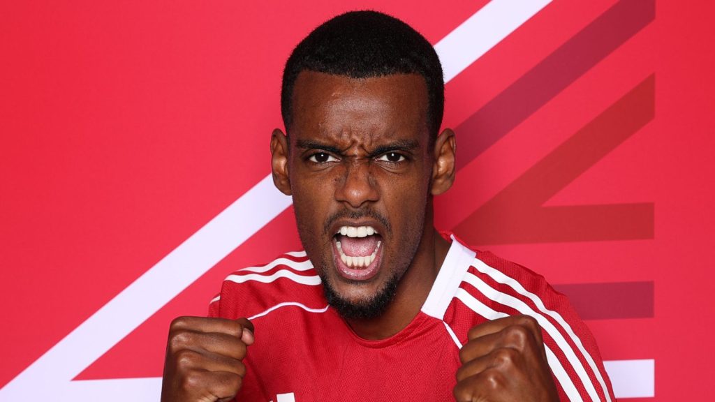 skysports-alexander-isak-liverpool_7324573.jpg