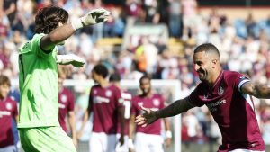 skysports-burnley-kyle-walker_7317041.jpg