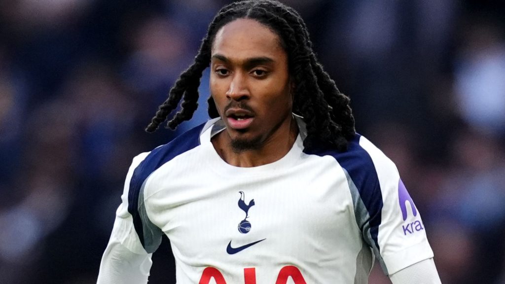 skysports-djed-spence-tottenham_7182118.jpg
