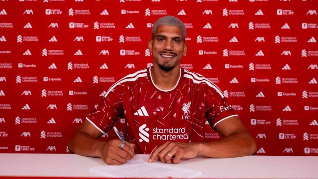 skysports-ronald-araujo-liverpool_7318505.jpg