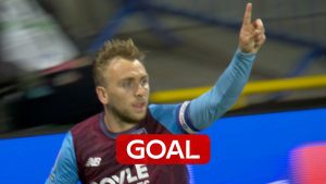 skysports-bowen-goal_7345396.jpg