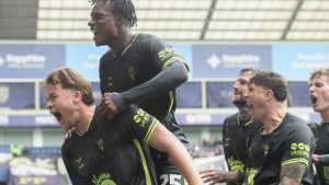 skysports-freddie-draper-lincoln-city_7349427.jpg