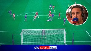 skysports-gary-neville-man-utd_7344081.jpg